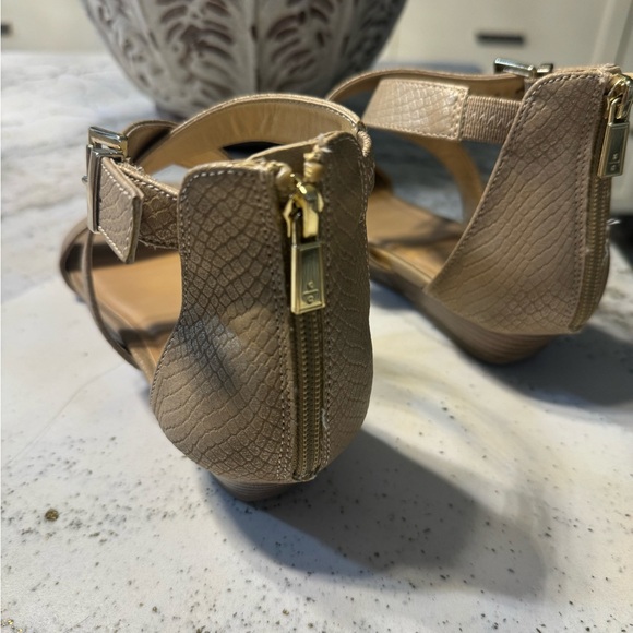 Reaction Kenneth Cole Great Cross Wedges Sandal Soft Golf - Picture 6 of 8